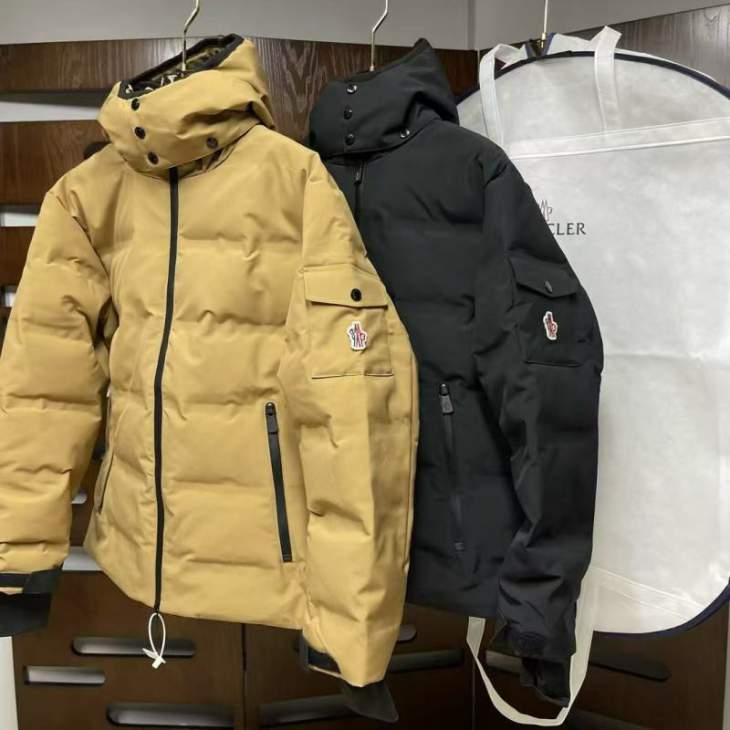 Picture of Moncler Down Jackets _SKUMonclersz1-58qx7736783